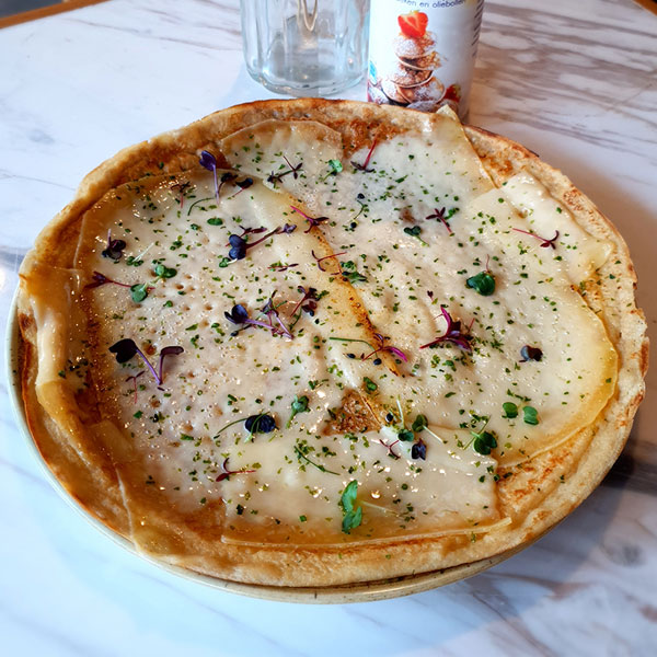 جبن شجر المزارع العضوي